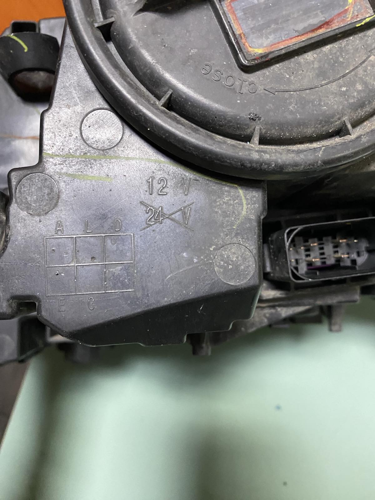 ПП фара Mercedes-Benz 11