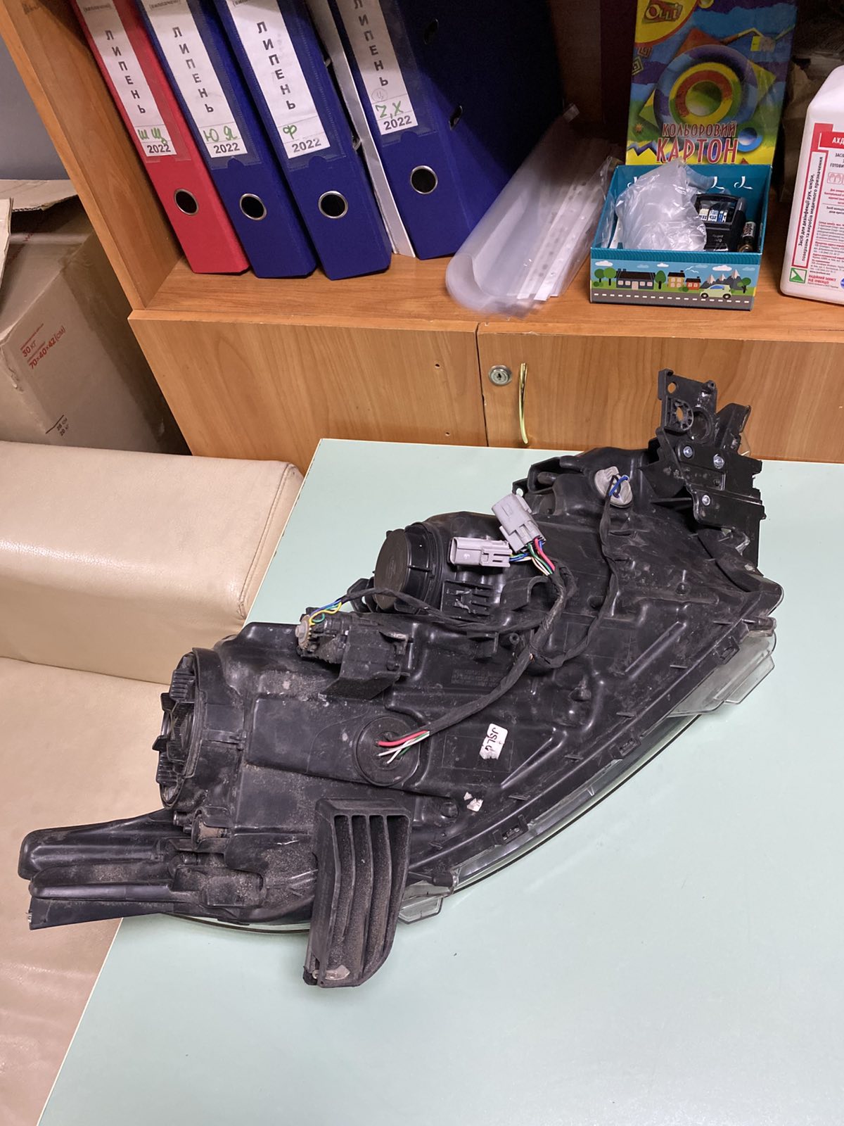 ПЛ фара MITSUBISHI Outlander 6