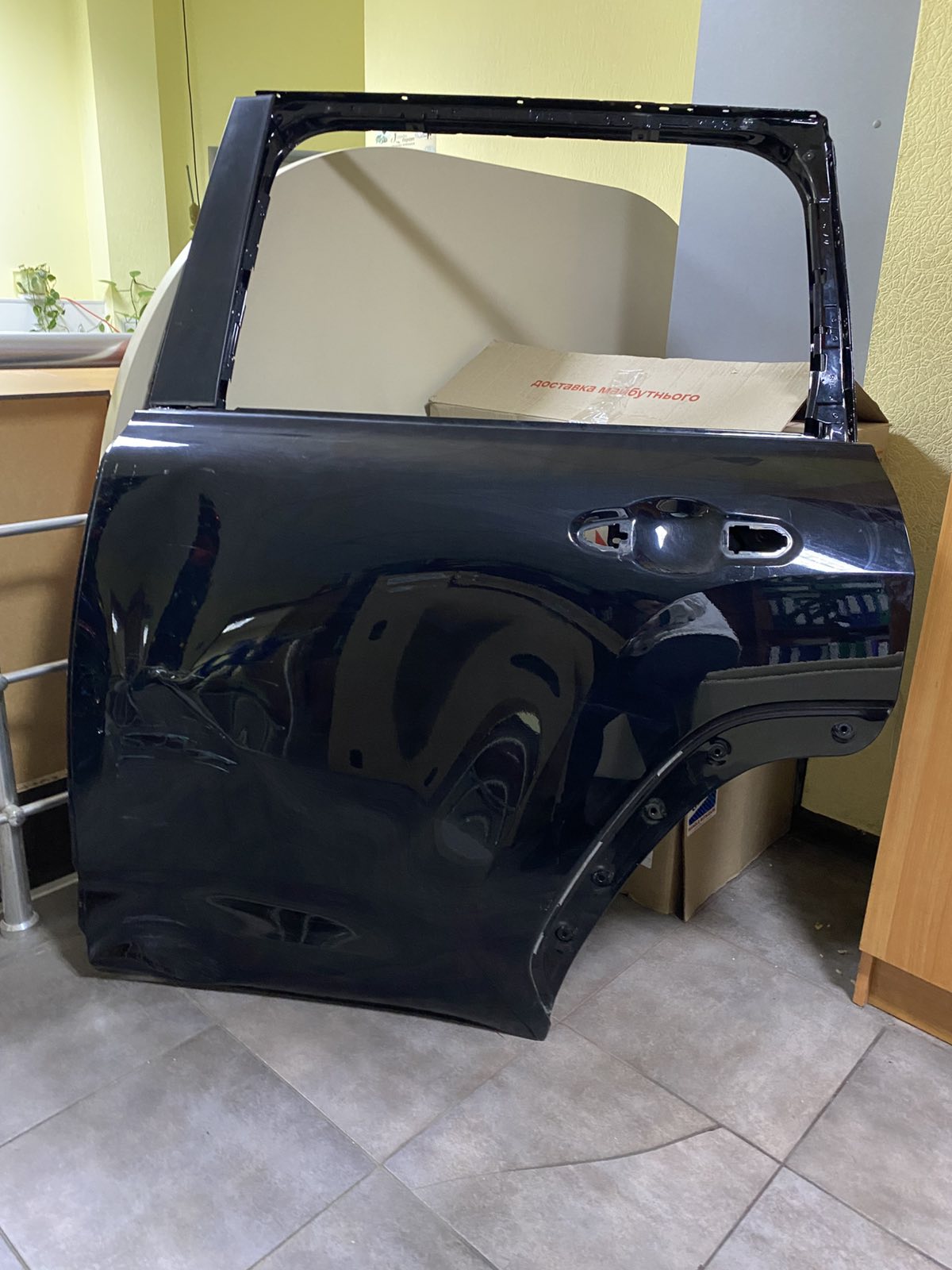 ЗЛ двері, тойота ленд крузер(67001-60950) 2