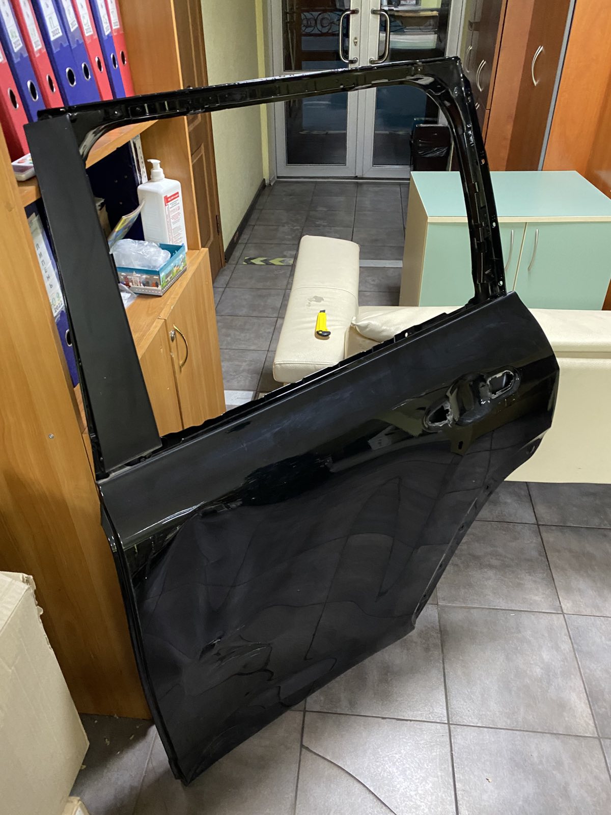 ЗЛ двері, тойота ленд крузер(67001-60950) 13